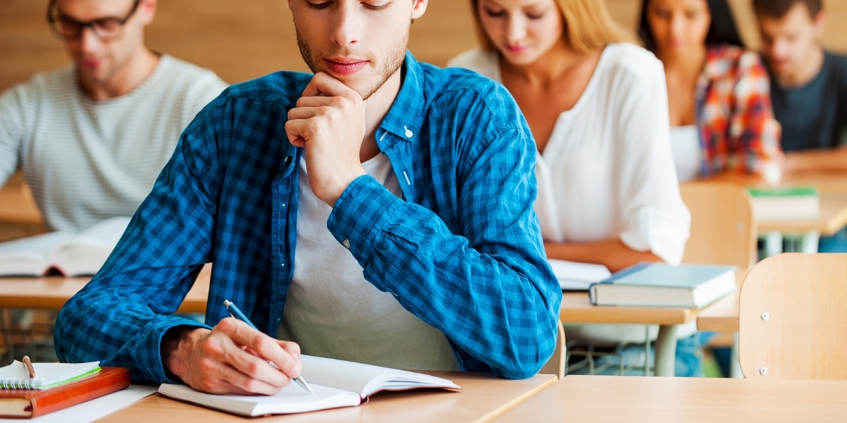 Examenreglement baccalaureaat 2025: Beoordeling, data, commissie en cijfers