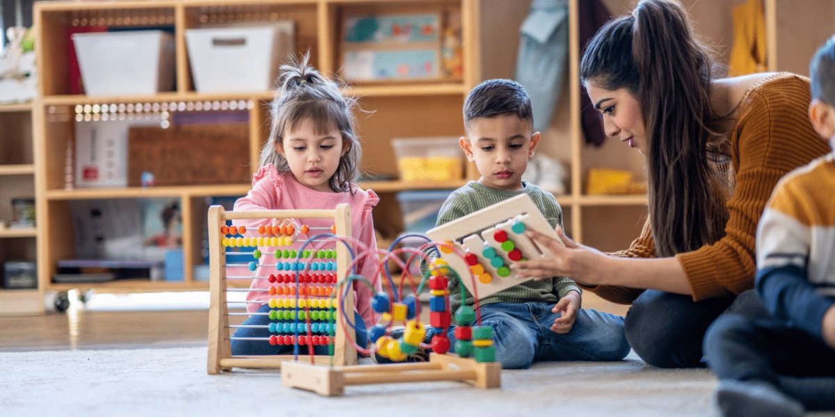 Ontdek de 6 verbazingwekkende spelletjes die je kind aan het praten krijgen!